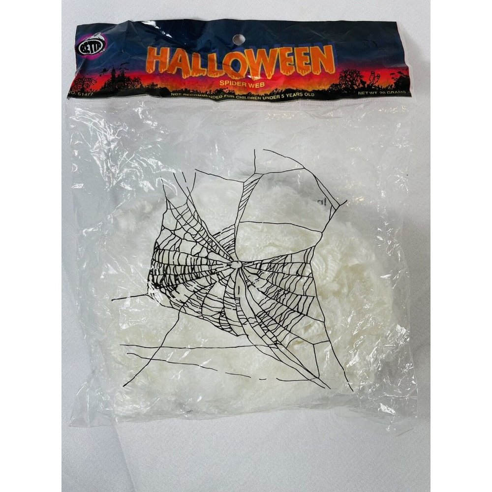 BETTA PRODUCTS HALLOWEEN Spider Web .20 grams White No 61477 Vintage 1995